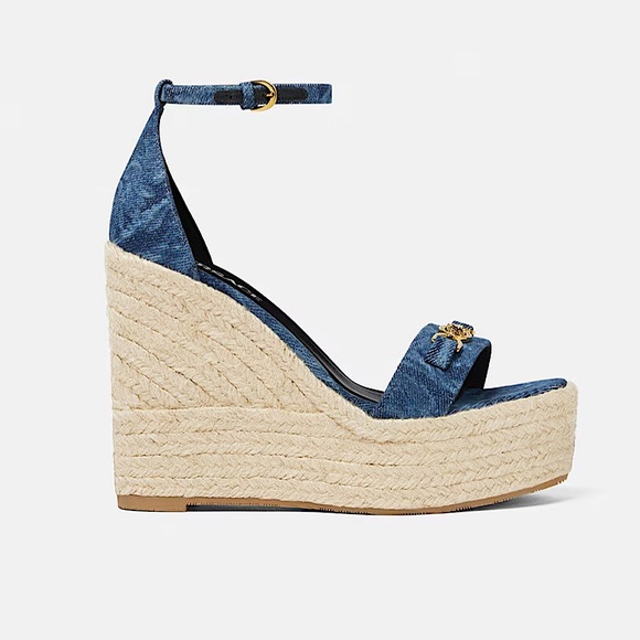 NEW VERSACE ‘95 Medusa Crystals Denim Barocco Print Platform Wedge Sandals 41 - Picture 3 of 16